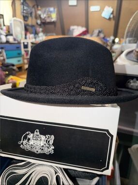 Stetson Black Felt Charger DF 4200 Sovereign 2  7 3/8